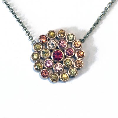PENDANT 0633 (15MM) - Multi-color orange/yellow sapphires in 18kt rose gold