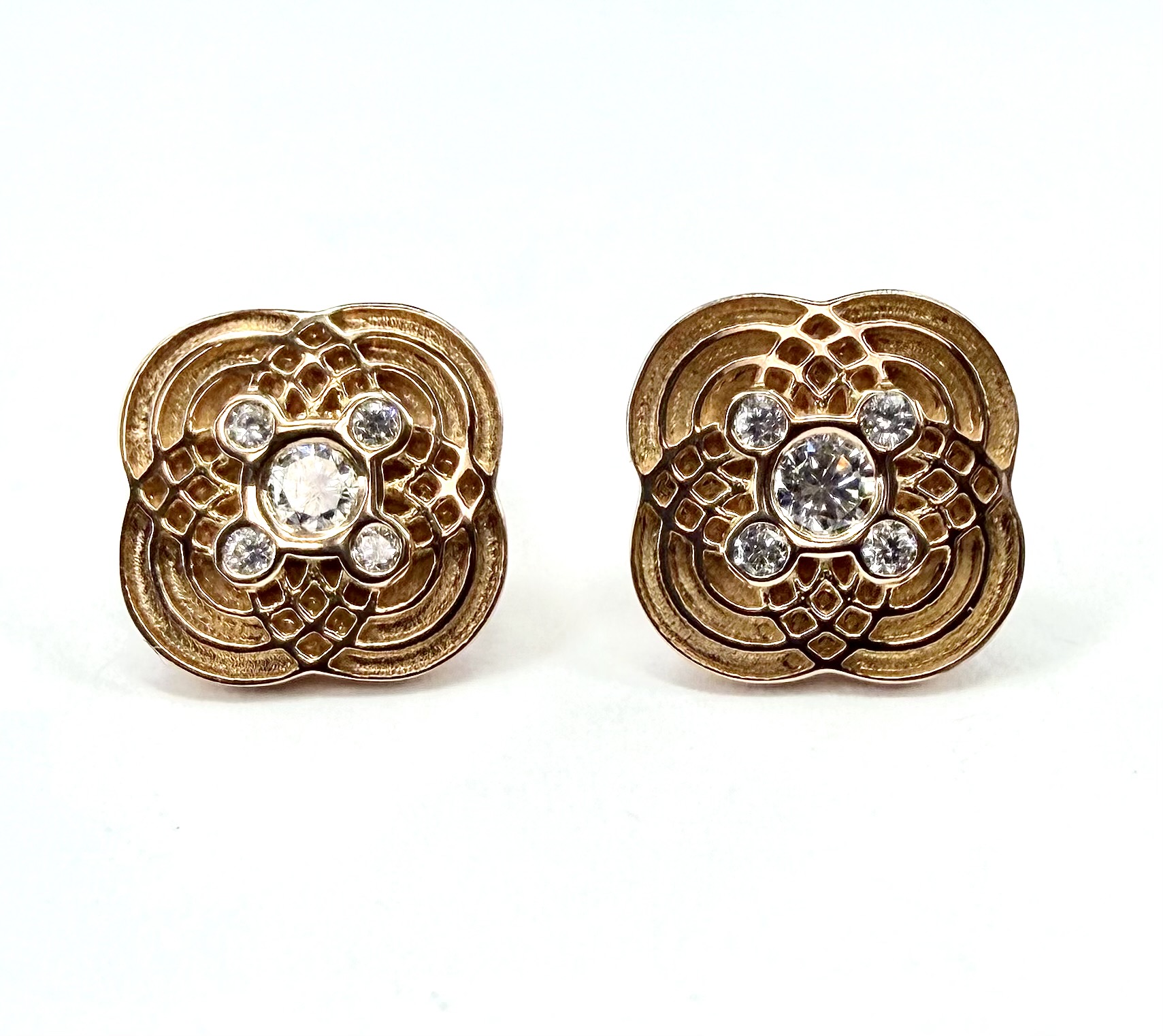 EARRING 881 - Ruby and White Sapphires in 18kt Yellow Gold - Image 4
