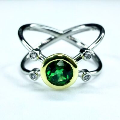 RING 0929 - Chrome Green Tourmaline and Diamonds in 18kt Yellow Gold and Platinum