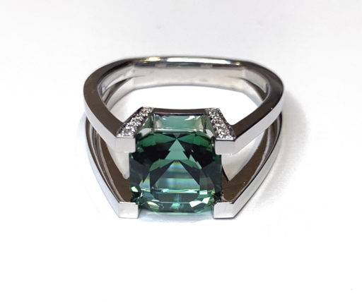 RING 0571 (square) - Green Tourmaline and Diamonds in 18k White Gold