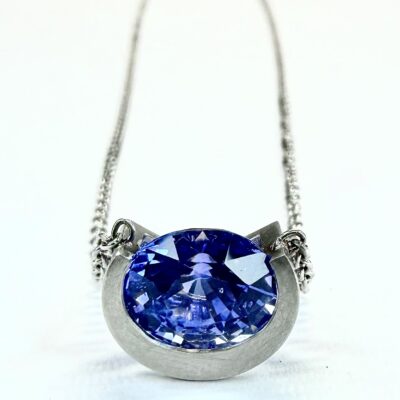 PENDANT 0989 - Blue Sapphire in Platinum