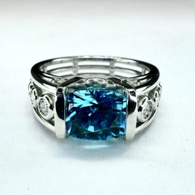 RING A-1035 - Blue Zircon and Diamonds in 18kt White Gold