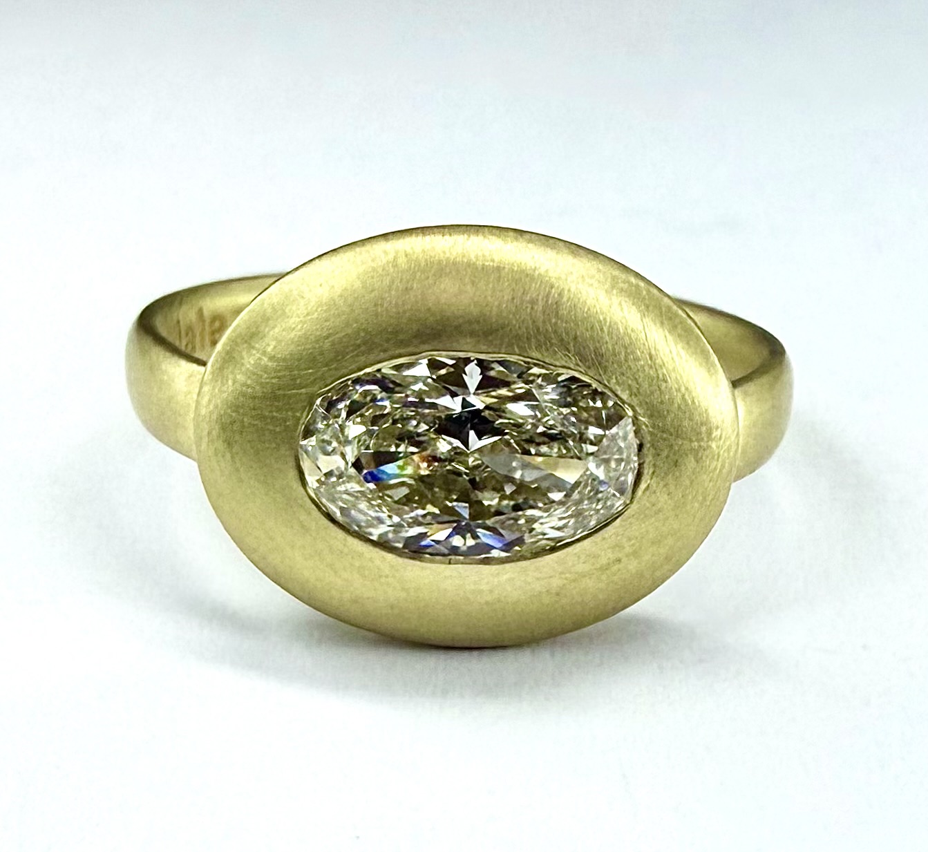 RING A-1091 - Diamonds in 18k Yellow Gold