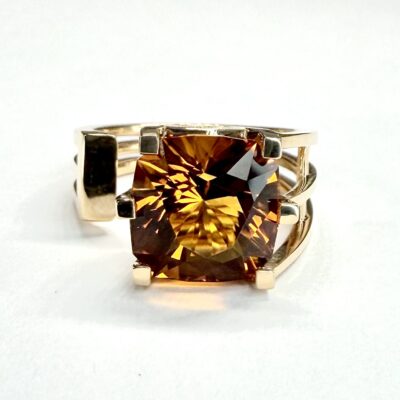 RING 0790 - Citrine in 18k Rose Gold