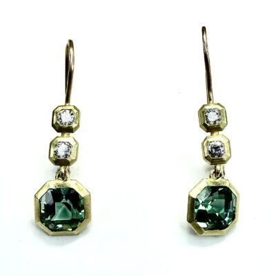 EARRING A-1079 - Green Tourmaline and Diamonds in 18k Yellow Gold