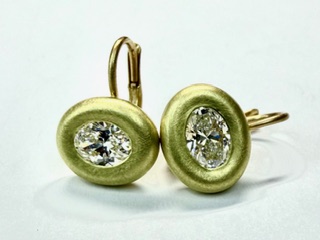 EARRING A-1059 - Oval Diamonds in 18K Yellow Gold