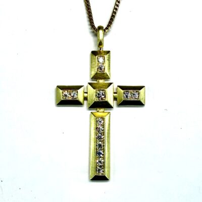 PENDANT 1120 - Natural Diamonds in 18k Yellow Gold (w/chain)