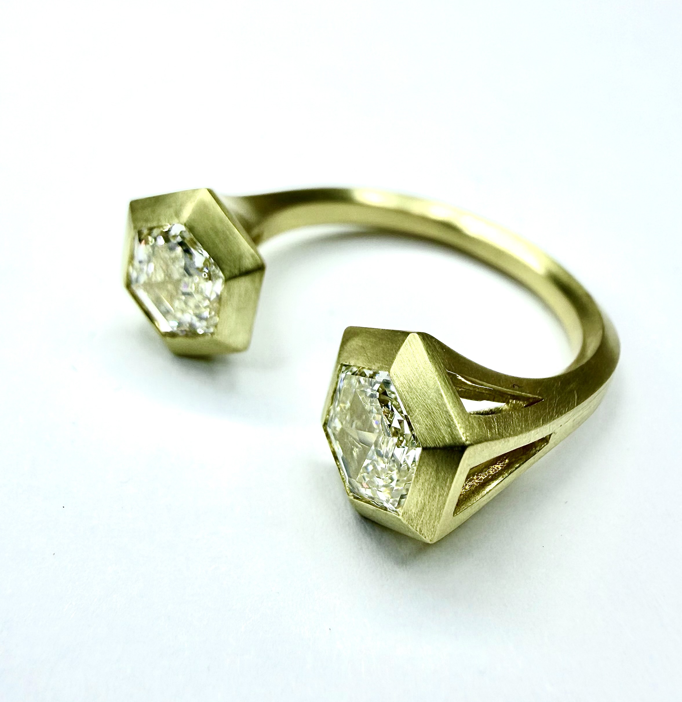 RING A-1135 - Hexagon Diamonds in 18K Yellow Gold - Image 2