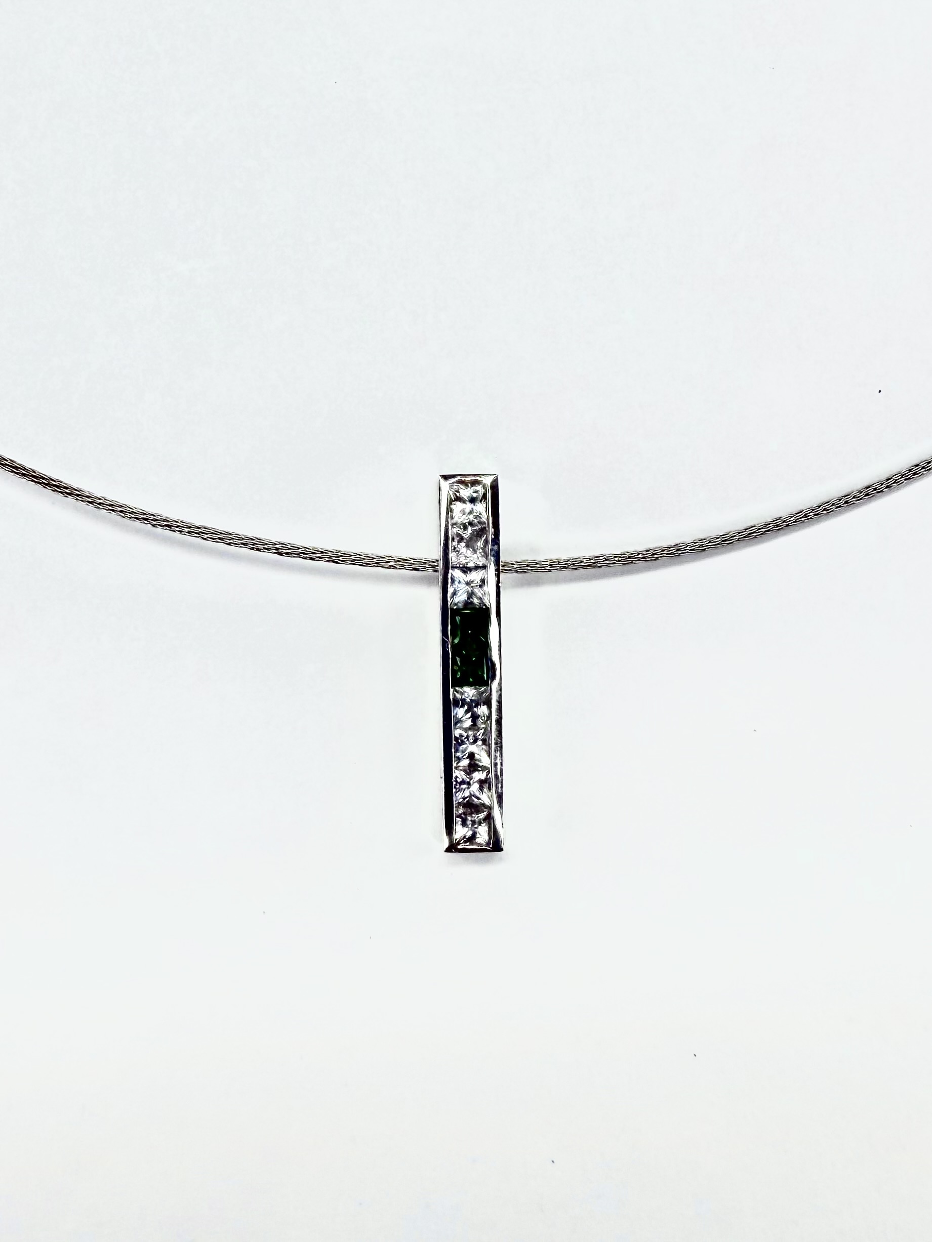 PENDANT 0365 - White Sapphires and Tsavorsites in 18K White Gold (w/chain)