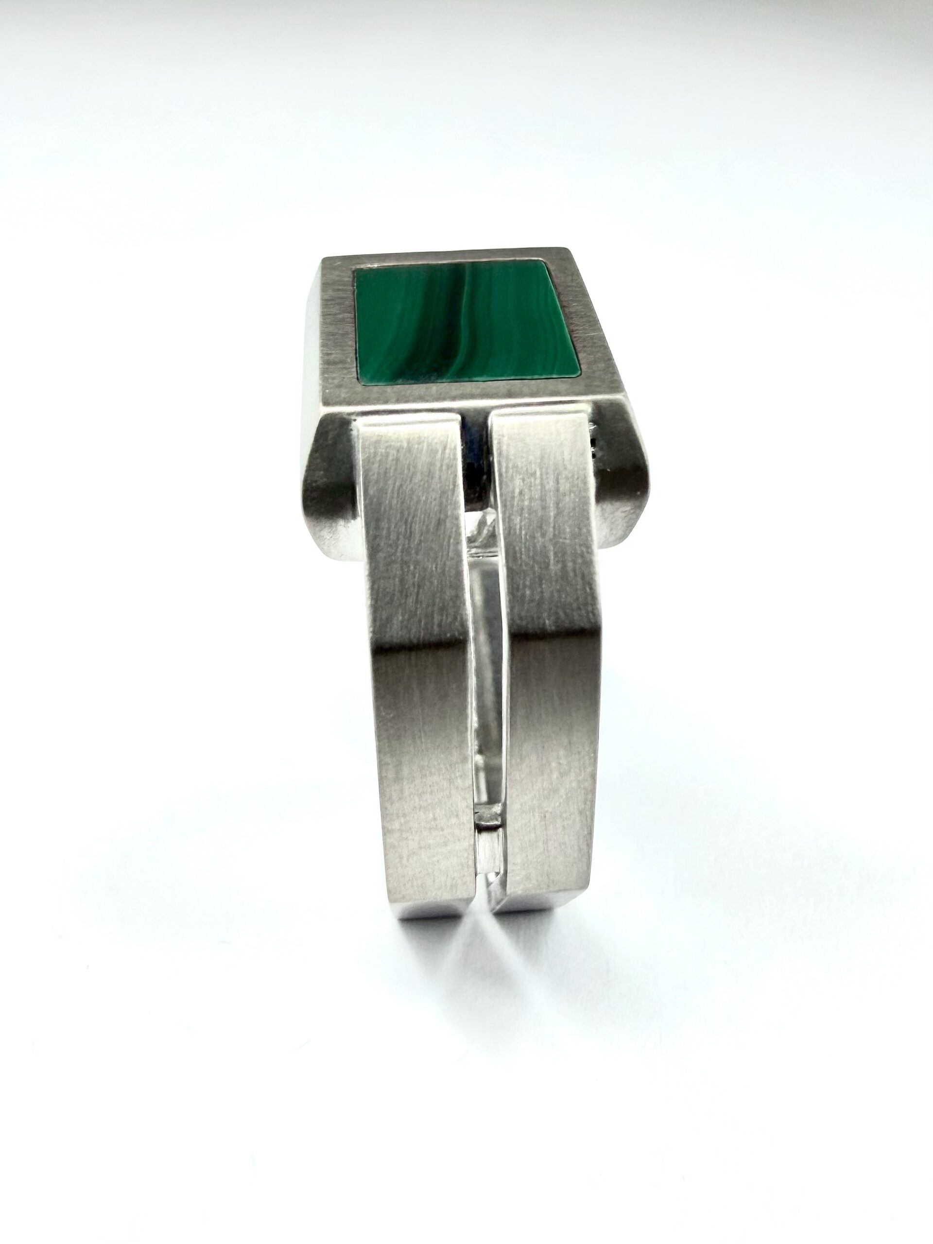 RING 0986 - Malachite in 18K White Gold - Image 2