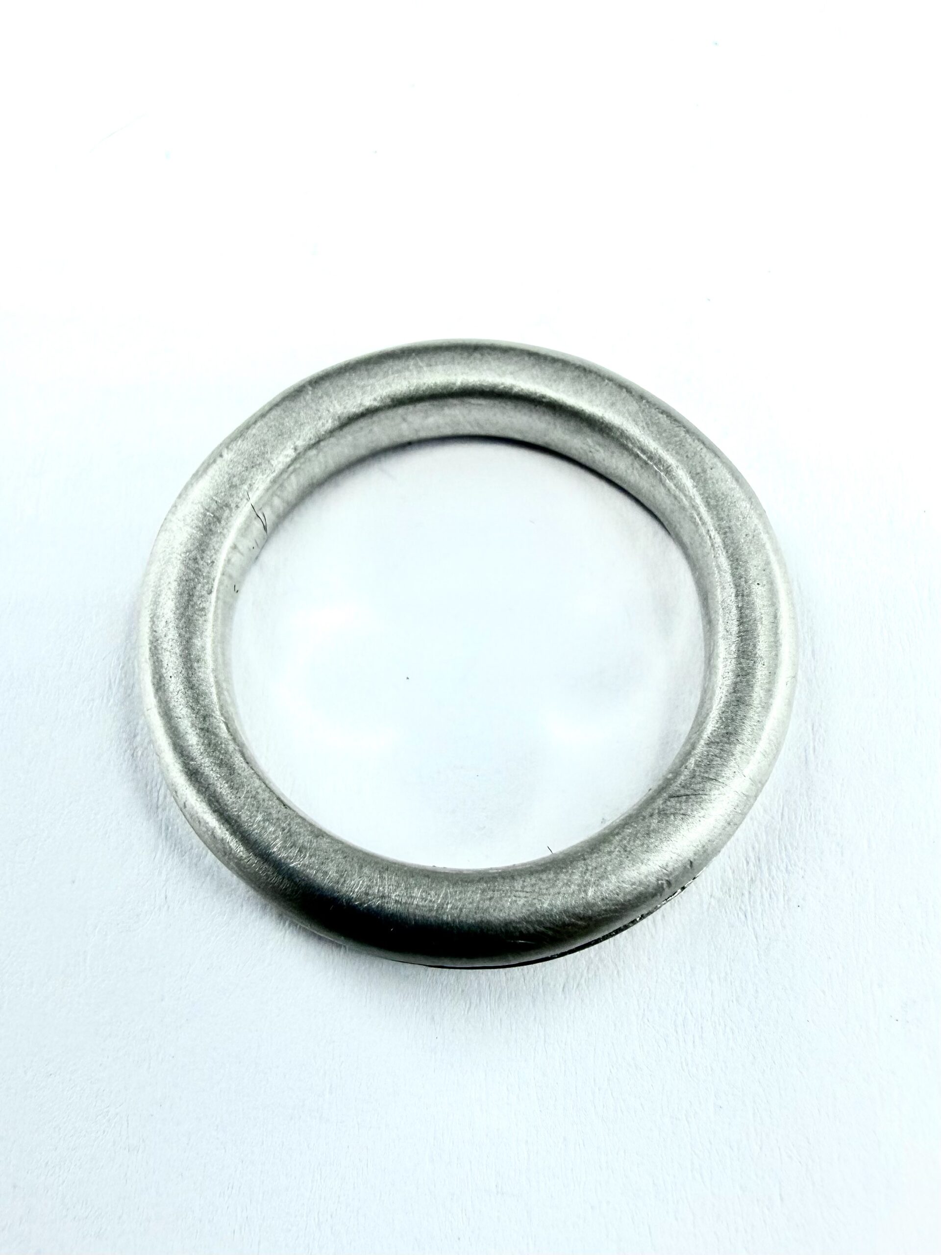 RING 0246 - Blue Sapphires in Platinum - Image 2