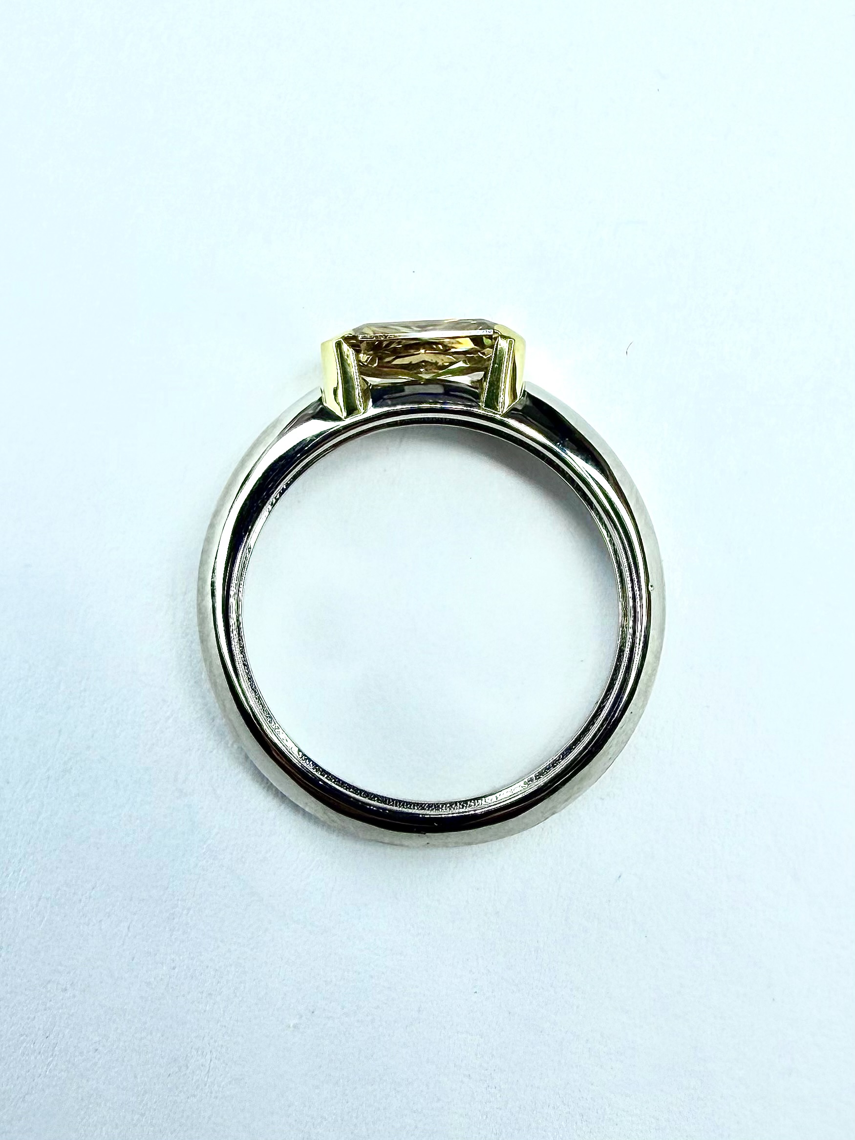 Ring A-1138 - Diamond in 18K Yellow Gold and Platinum - Image 4